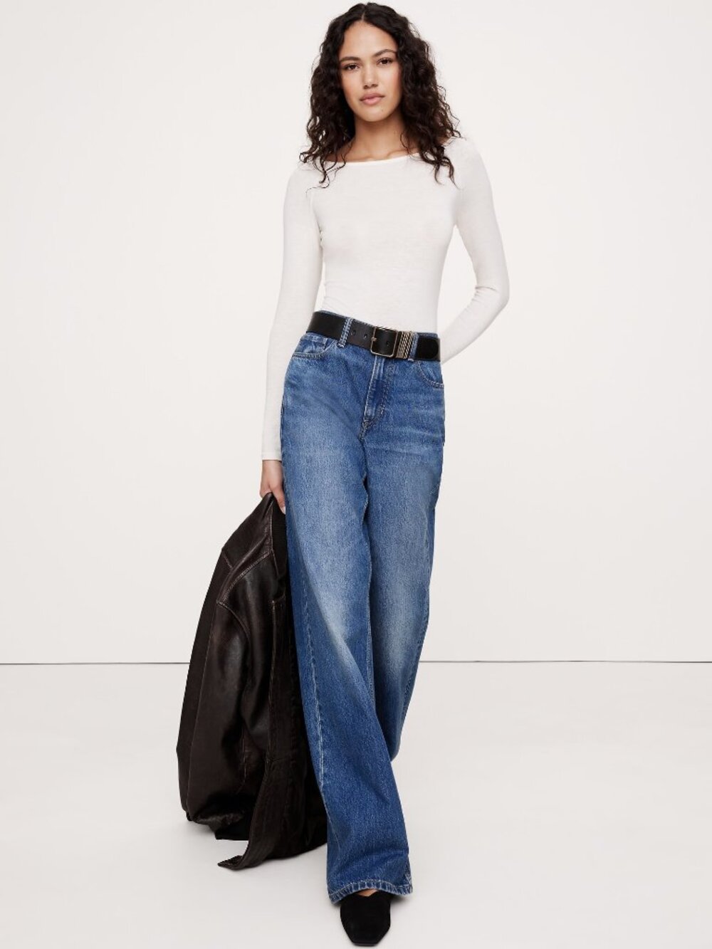 Banana Republic new Wide leg jeans in W26